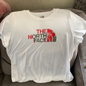 Brand new North Face short sleeve shirt